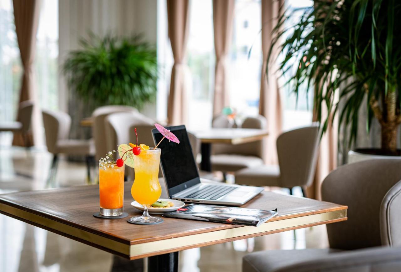 Paddington Hướng Vịnh 5* Hạ Long